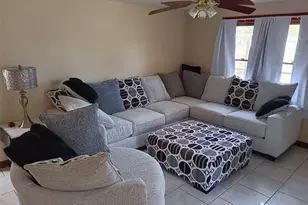 5647 19th St, Zephyrhills, FL 33542 - Photo 5