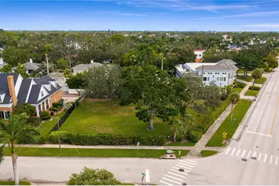 1500 N Shore Drive NE, Saint Petersburg, FL 33704 - Photo 11