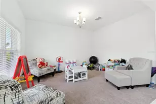 18363 E Porfirio Pl, Spring Hill, FL 34610 - Photo 5