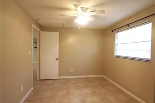 38942 9th Ave, Zephyrhills, FL 33542 - Photo 9