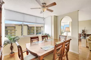 660 Island Way, Clearwater Beach, FL 33767 - Photo 17