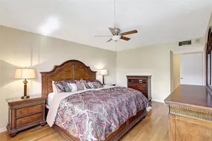 660 Island Way, Clearwater Beach, FL 33767 - Photo 25