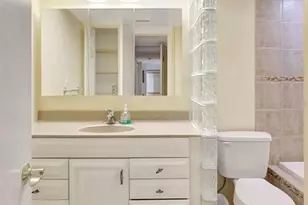 660 Island Way, Clearwater Beach, FL 33767 - Photo 35