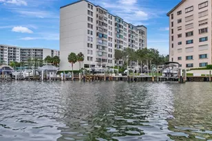 660 Island Way, Clearwater Beach, FL 33767 - Photo 47