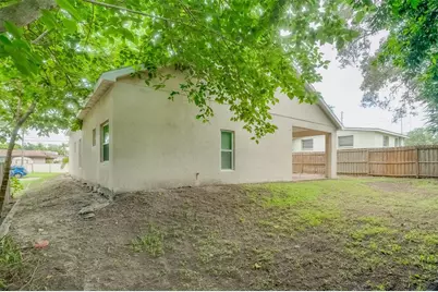 1950 Lillian Avenue, Tarpon Springs, FL 34689 - Photo 13