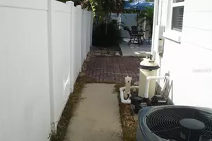 5635 20th Ave N, Saint Petersburg, FL 33710 - Photo 11