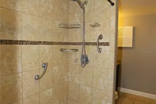 801 83rd Ave N, Saint Petersburg, FL 33702 - Photo 11