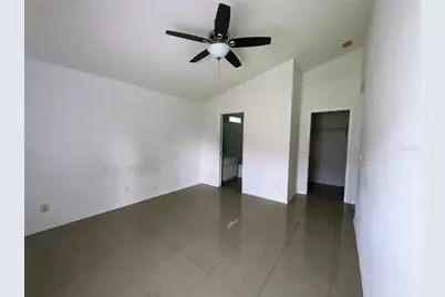 7406 Oxford Garden Circle, Apollo Beach, FL 33572 - Photo 17