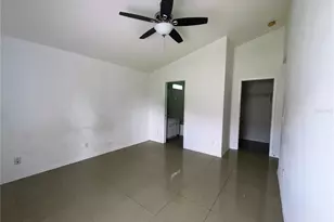 7406 Oxford Garden Cir, Apollo Beach, FL 33572 - Photo 17