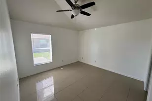 7406 Oxford Garden Cir, Apollo Beach, FL 33572 - Photo 15