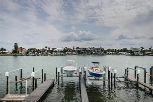 2515 Bay Blvd, Indian Rocks Beach, FL 33785 - Photo 9