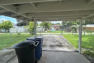 2534 40th Ave N, Saint Petersburg, FL 33714 - Photo 9