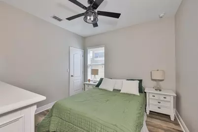 7912 Hampton Lake Drive, Tampa, FL 33647 - Photo 31