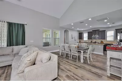 7912 Hampton Lake Drive, Tampa, FL 33647 - Photo 11