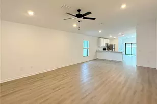 5745 Helmsman Ct, Tampa, FL 33619 - Photo 9