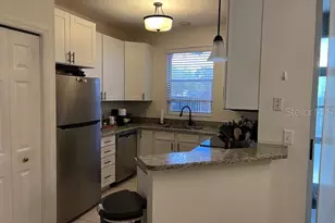 13615 Forest Lake Dr, Largo, FL 33771 - Photo 5