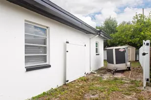 1839 Ridgeway Dr, Clearwater, FL 33755 - Photo 35