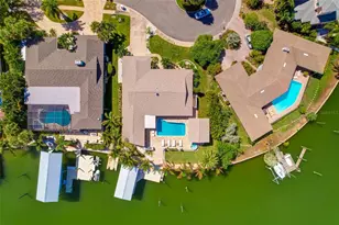 807 Snug Island, Clearwater, FL 33767 - Photo 3