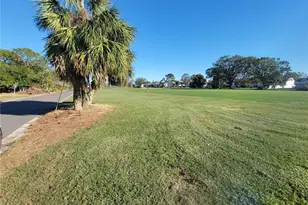 2187 Corinne Ct S, Saint Petersburg, FL 33712 - Photo 5