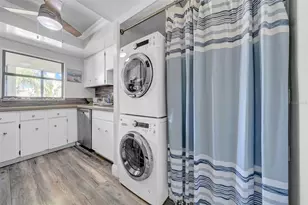 1 Windrush Blvd, Indian Rocks Beach, FL 33785 - Photo 17