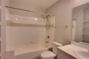 17102 Carrington Park Dr, Tampa, FL 33647 - Photo 29