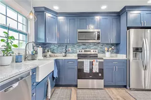 5172 Coquina Key Dr SE, Saint Petersburg, FL 33705 - Photo 5