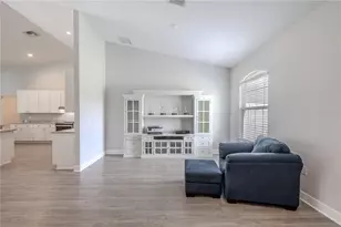 10920 Flint Estates Dr, Thonotosassa, FL 33592 - Photo 7