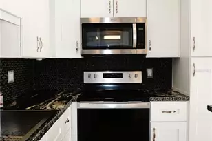 4352 Tahitian Gardens Cir, Holiday, FL 34691 - Photo 13