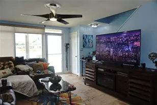 4352 Tahitian Gardens Cir, Holiday, FL 34691 - Photo 9