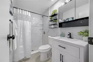 4215 E Bay Dr, Clearwater, FL 33764 - Photo 17