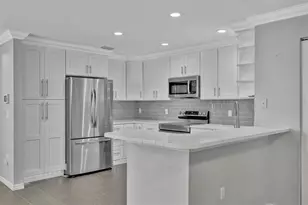 2928 Royal Tuscan Ln, Valrico, FL 33594 - Photo 23