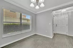 2928 Royal Tuscan Ln, Valrico, FL 33594 - Photo 11