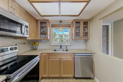 12900 Vonn Road #E205, Largo, FL 33774 - Photo 7