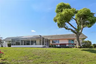 1717 Danbury Dr, Sun City Center, FL 33573 - Photo 33