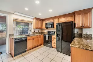 14631 Lake Forest Dr, Lutz, FL 33559 - Photo 5