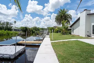 9910 Island Harbor Dr, Port Richey, FL 34668 - Photo 39