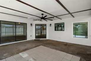 9910 Island Harbor Dr, Port Richey, FL 34668 - Photo 37