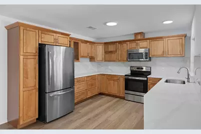 9910 Island Harbor Drive, Port Richey, FL 34668 - Photo 17