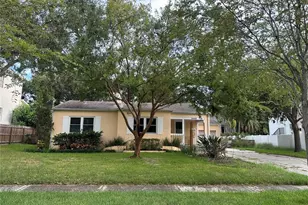 2922 W Coachman Ave, Tampa, FL 33611 - Photo 1