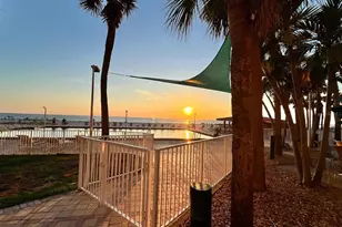 880 Mandalay Ave, Clearwater Beach, FL 33767 - Photo 23