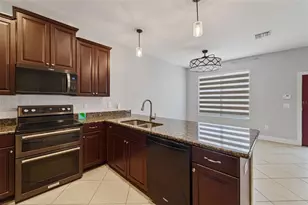 210 50th Ave N, Saint Petersburg, FL 33703 - Photo 9