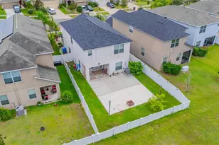 11320 Villas on the Green Dr, Riverview, FL 33579 - Photo 9