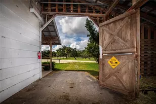 1422 Lightfoot Rd, Wimauma, FL 33598 - Photo 85