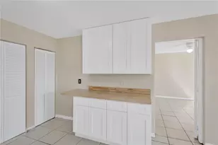 808 1st Ave NE, Ruskin, FL 33570 - Photo 9