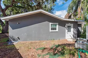 15741 Rhodes Rd, Clearwater, FL 33760 - Photo 17