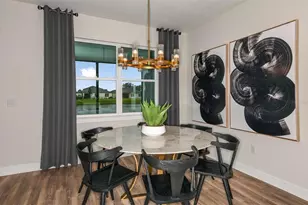 37187 Clinch Cir, Zephyrhills, FL 33540 - Photo 5