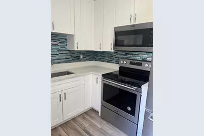 3300 Fox Chase Circle N #213, Palm Harbor, FL 34683 - Photo 3