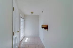 9209 Jake's Path, Largo, FL 33771 - Photo 7