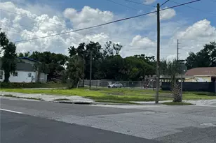 2804 E Columbus Dr, Tampa, FL 33605 - Photo 1