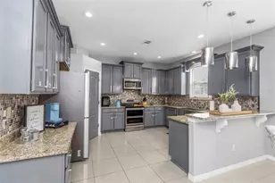 14818 Edgemere Dr, Spring Hill, FL 34609 - Photo 5